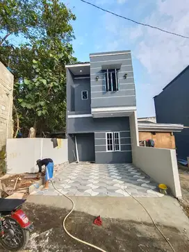 Rumah siap huni baru dp fleksibel  cash kpr 2 kt 2km 2 lantai