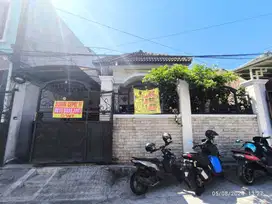 Jual Rumah bisa untuk Usaha di Semampir Surabaya. Selangkah Ke Merr