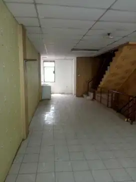 Ruko disewakan dekat stasiun MRT Haji Nawi