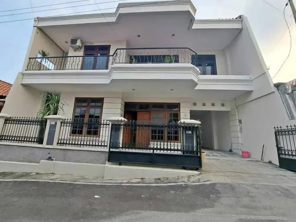 Jual cepat rumah mewah gombel permai