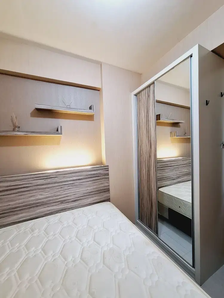 Di sewakan Apartemen Puncak Dharmahusada 2 BR fullfurnish interior