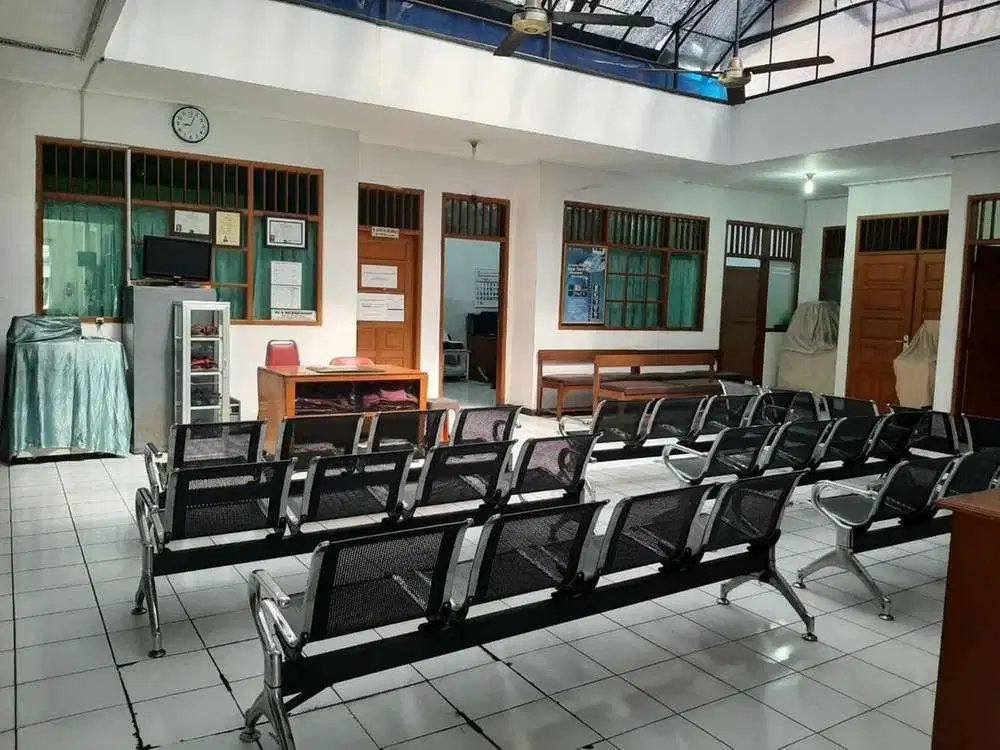 Dijual Klinik Aktif Jalan Gunung Malang Kota