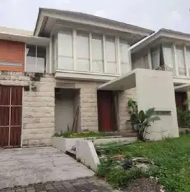 Rumah minimalis Grand Eastwood Citraland