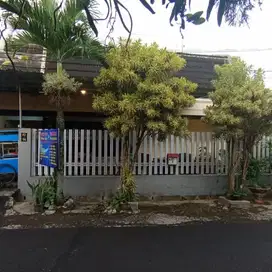 Rumah Poros Bunga Srigading Soekarno Hatta Malang Kota