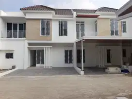 Rumah cluster mewah lokasi strategis dekat LRT jatibening