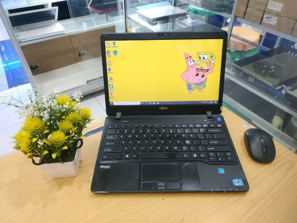 FOR SALE LAPTOP FUJITSU SH772 CORE i7 RAM 6GB SSD 128GB