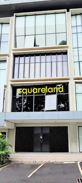 DISEWAKAN RUKO CASA DE PARCO BSD CITY 4 LANTAI HADAP JALAN RAYA