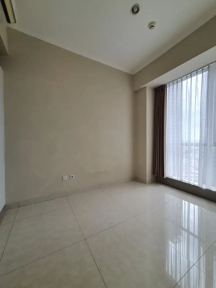 Dijual Condominium Taman Anggrek Residence - 1BR+1 Semi furnished