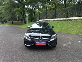 2017 Mercedes-Benz C200 2.0 Avantgarde Sedan