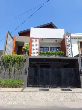 RUMAH MEWAH LUX EKLUSIF 2 LANTAI - STRATEGIS DI DEKAT JOGJABAY