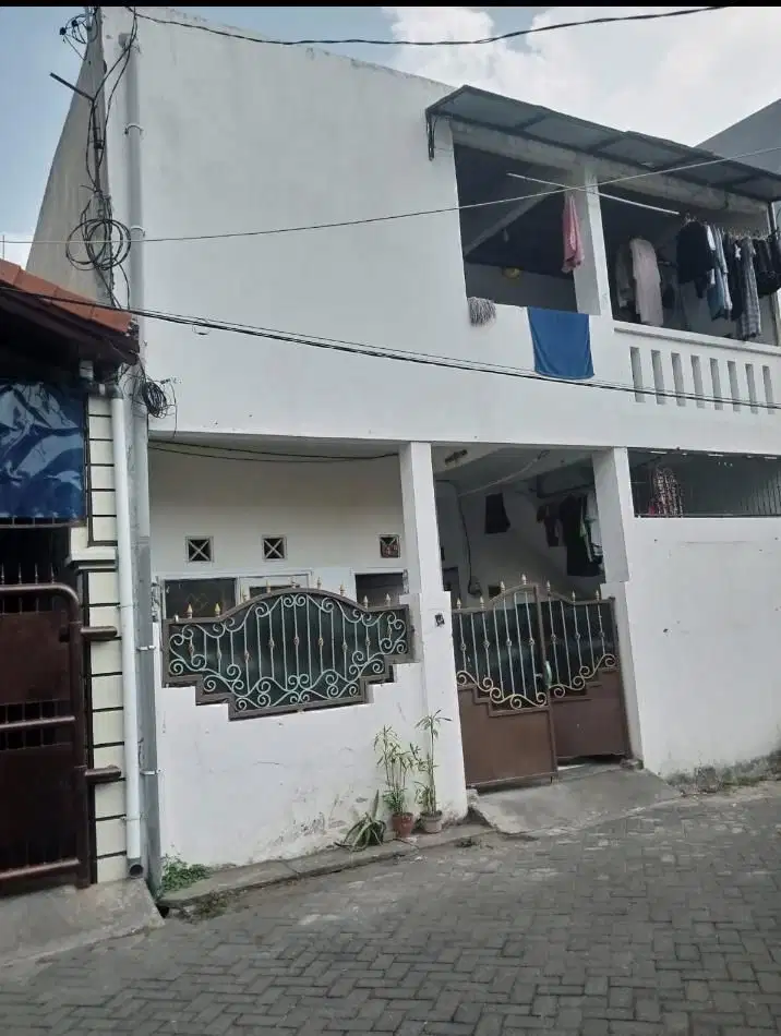 DIJUAL Murah Kost Aktif 2 lantai Tenggilis Timur full penghuni r lebar