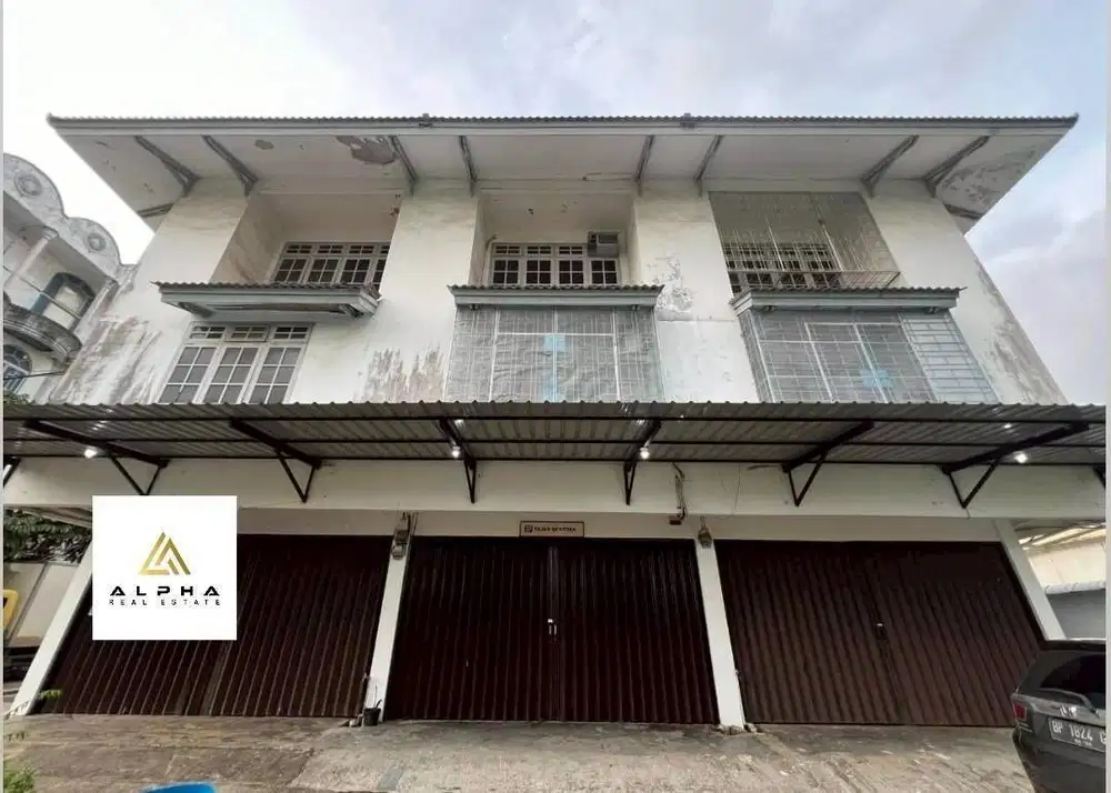Dijual 3 Unit Gandeng Ruko 3 Lantai di Jalan Raya Nagoya