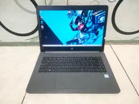 Laptop HP 240 G7 •CORE I5 GEN8 •SSD 256GB •8GB •MULUS•Desaigne