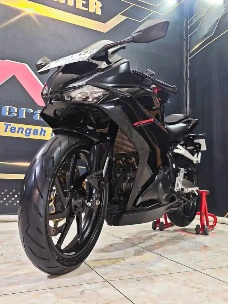Honda CBR250RR TH 2020 black Freedom Odo 8rb mantab
