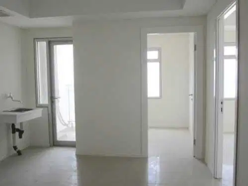 Apartemen Green Lake Sunter 2BR unfurnish, lantai rendah, sertifikat