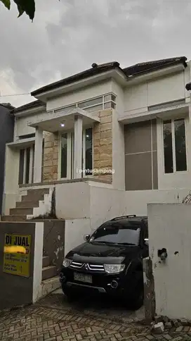 RUMAH VILLA DEPAN JATIM PARK 3 KOTA BATU