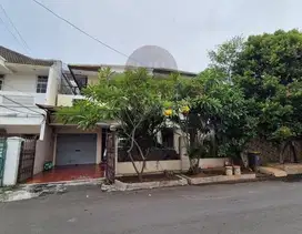 Dijual Rumah di Janur Elok Kelapa Gading Jakarta Utara