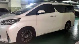 Lexus LM350 2022 Bensin