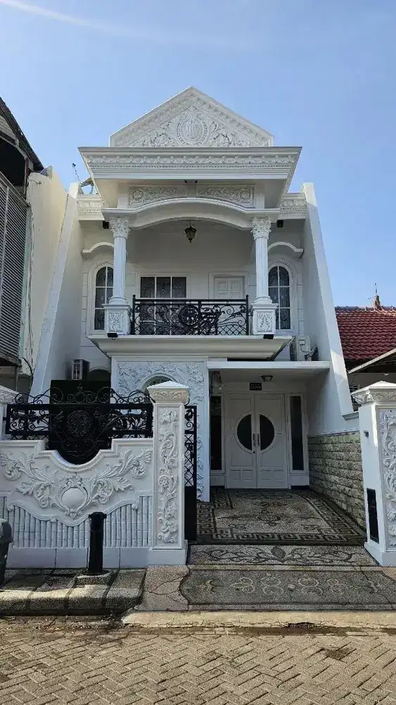 Di Jual Rumah Taman Mutiara Pakuwon City