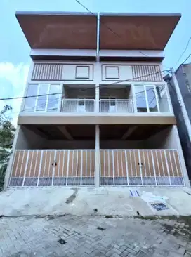 Dijual Rumah Baru jejer 2 unit Siap Huni Babatan Pilang