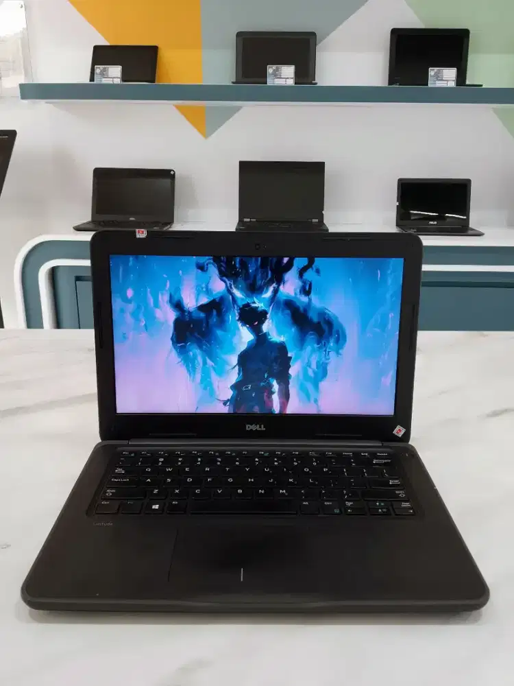 (D49)Laptop Desain Dell i5gen7 8GB 256GB 14 siap pakai cod