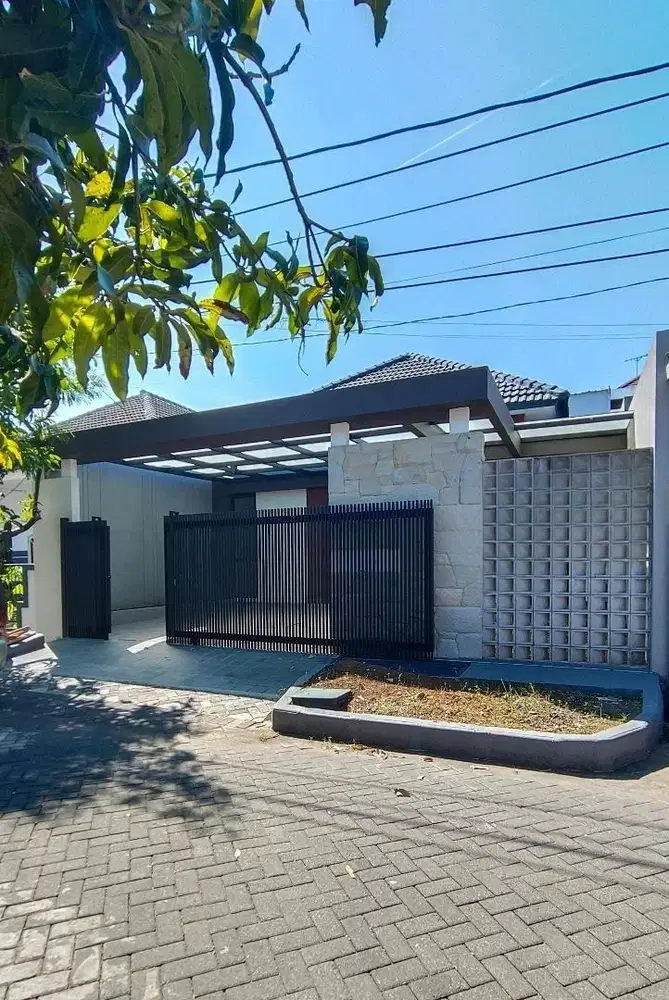 Jual Rumah Baru 1,5 Lantai Pondok Tjandra Dekat Sport  Club