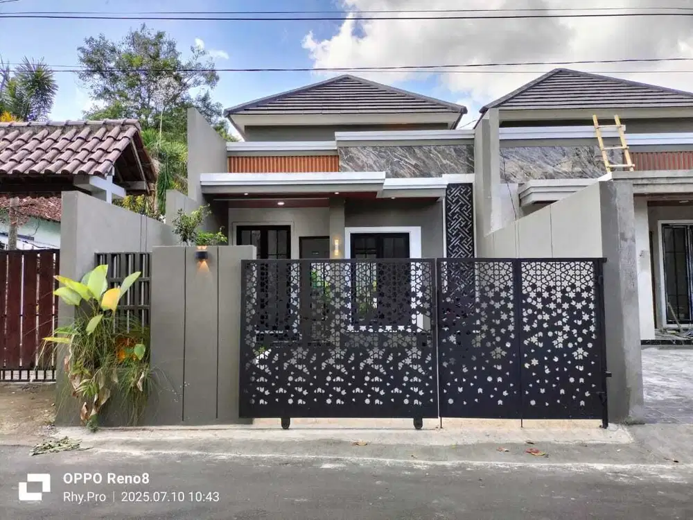 RUMAH BARU MODEL LIMASAN MANGKU ASPAL di SUKOHARJO JL. KALIURANG KM 12
