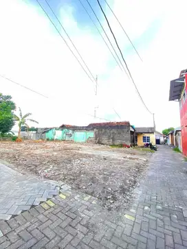 Tanah sangat strategis cocok untuk hunian jombor