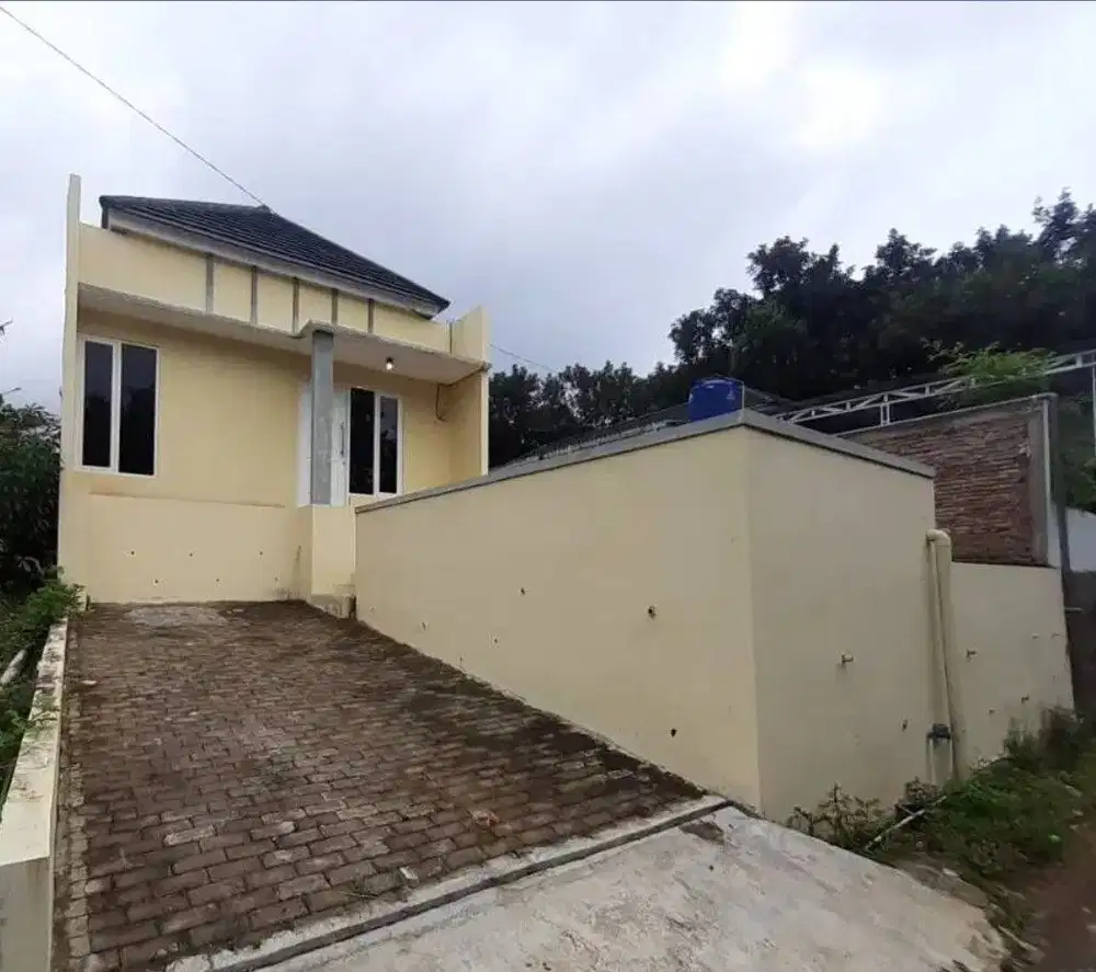 Rumah di Gedawang Banyumanik Semarang, Dekat ke Kalurahan Gedawang