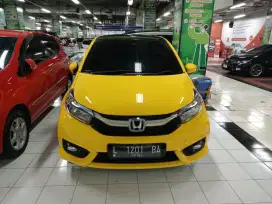 HONDA BRIO SATYA E AT 2021 KUNING