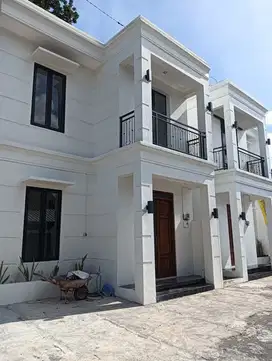 Rumah 2 Lantai Siap Huni Dekat UMY Harga Murah