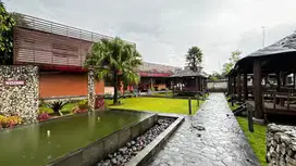 Restoran Fam Friendly Di Puncak Raya Cisarua Bogor Sebelah Plataran