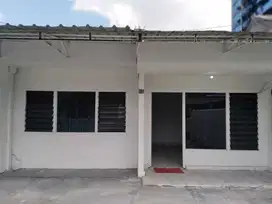 Disewakan Rumah 2nd Mewah di Area dekat HR Muhammad, Surabaya