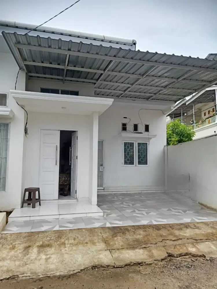 Dijual Rumah Makassar Sekitar Jalan Monumen Emmy Saelan