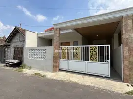 Rumah Baru dijual Timur Kampus UII Jl Kaliurang