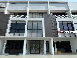 Disewakan Lantai 1 Ruko The Hive Tanamera, Lippo Cikarang, Bekasi
