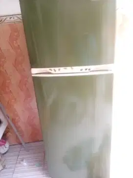 Kulkas Merk Elektrolux 2 Pintu Minus