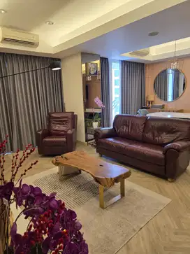 Dijual 3 Bedroom The Royale Springhill Bugari Tower