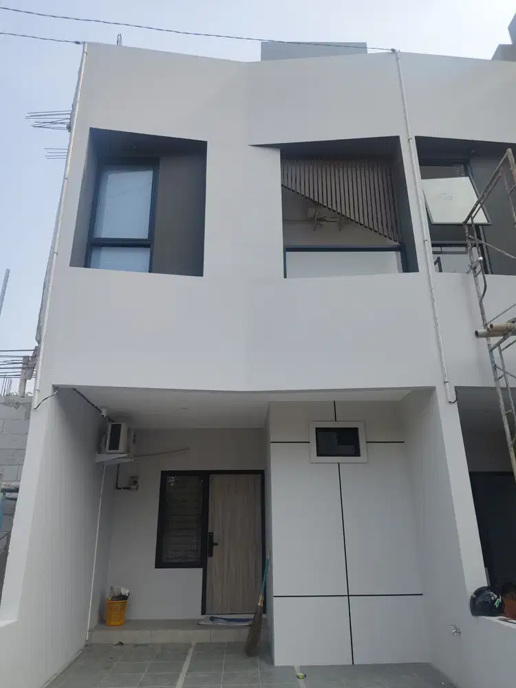 Ambil rumah di cijantung cuma 5 juta aja