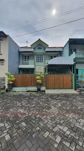 RUMAH 2 LT MURAH LEBAR 7 ONE GATE ROW 3 MOBIL MURAH DI KELIKEPITING