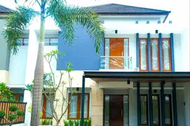 Rumah Mewah Furnished 5 min Tol Buah Batu Kota Bandung SiapHuni