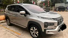Xpander Cross Silver 2023