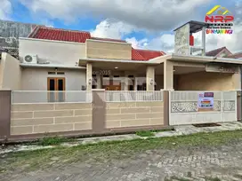 Dijual Rumah Cantik Siap Huni di Dekat Stasiun Banyuwangi Kota