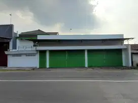 Ruko Strategis di Jombang, Akses Mudah & Fasilitas Lengkap