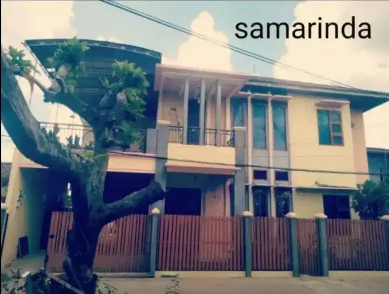 dijual rumah cantik 2 lantai samarinda