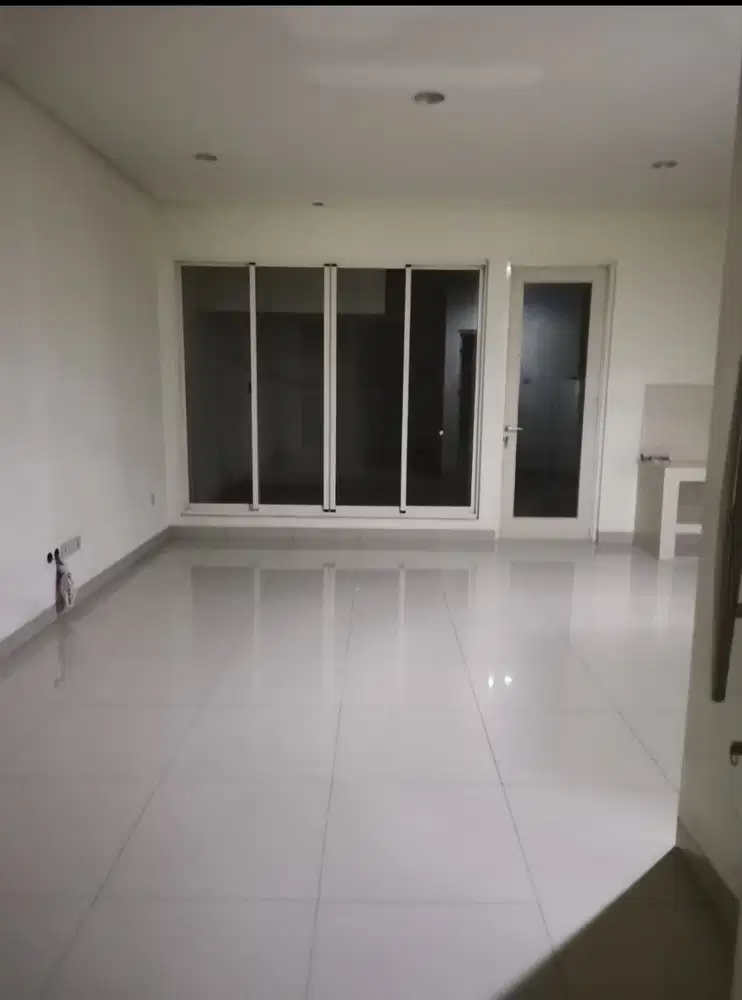 Dijual sgt murah rumah minimalis di Residence One-Bsd  City(SHM)