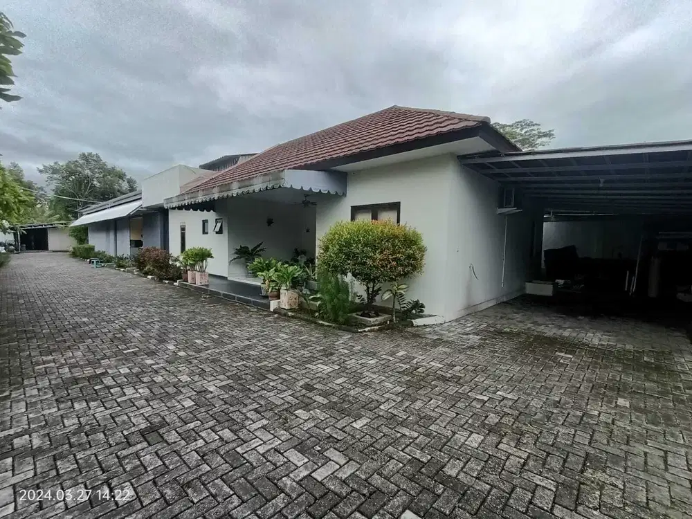 DISEWAKAN GUDANG KAPASITAS 20 FT & MESS