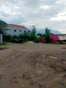 Disewakan tanah cocok untuk garasi atau usaha