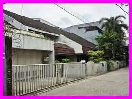 dhyana Rumah luas tanah 487m2 di Komplek Kavling Polri