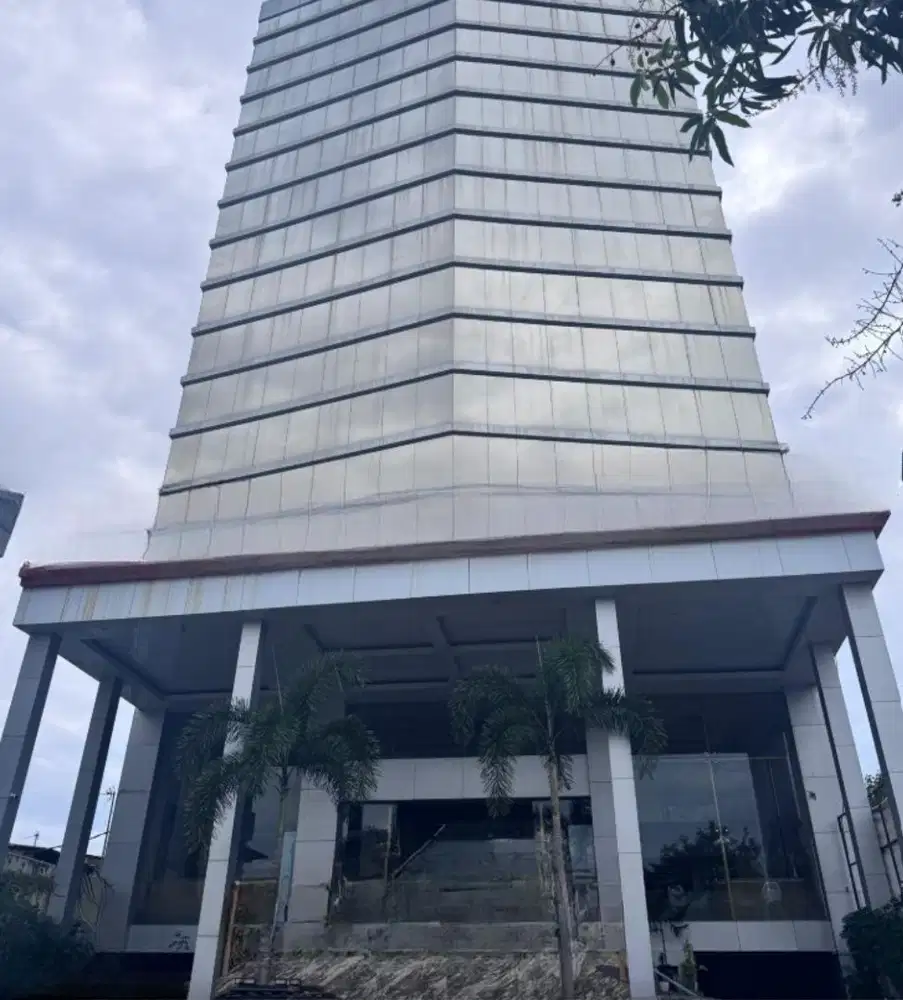Dijual Hotel Makassar sekitar Jalan Rajawali, Jl Lamaddukelleng